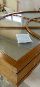 Dębowe naświetle łukowe do drzwi zewnętrznych