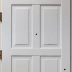 Drzwi drewniane wewnątrzklatkowe - fragment drzwi z płycinami